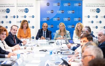 Yolanda Díaz presenta el recién aprobado HUB de Vanguardia para la Economía Social a la Junta Directiva de CEPES